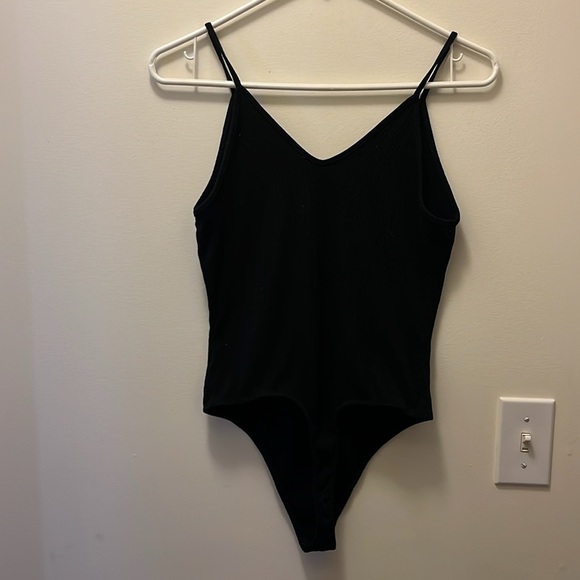 American eagle ribbed black spaghetti strap bodysuit size large - Picture 4 of 7